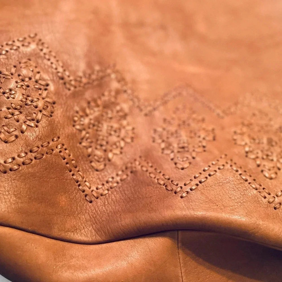 Isabella Fiore Vintage Hobo Cognac Leather Tassle Braided Stitching Detailed Bag - Picture 16 of 16